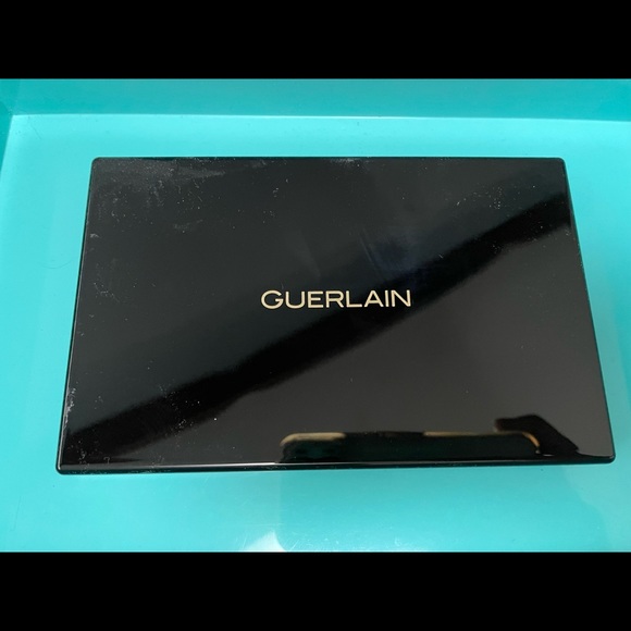 Guerlain Limited Edition 190th Anniversary Palette - Picture 3 of 4